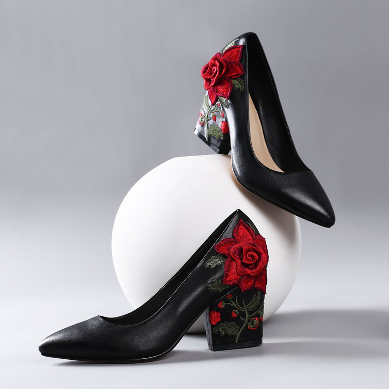 Embroidery Rose - Escarpins à talon en cuir de