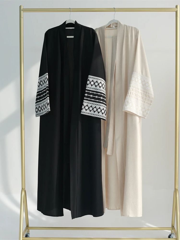 Embroidery Kebaya - Ramadan Eid noir ouvert Kimono Abaya