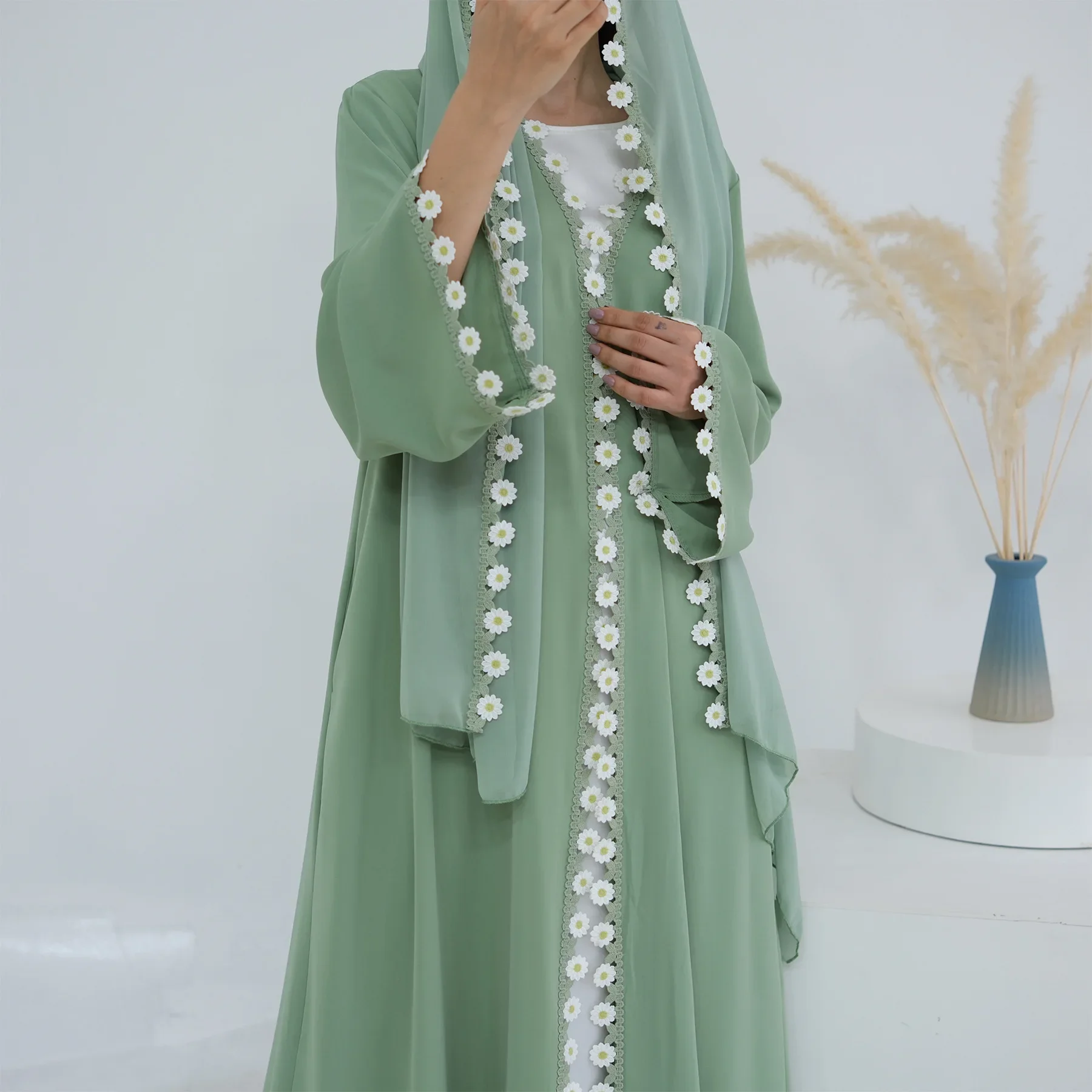 Abayas Dubai, Kaftans Turcs, R - Embroidery Kebaya avis et prix