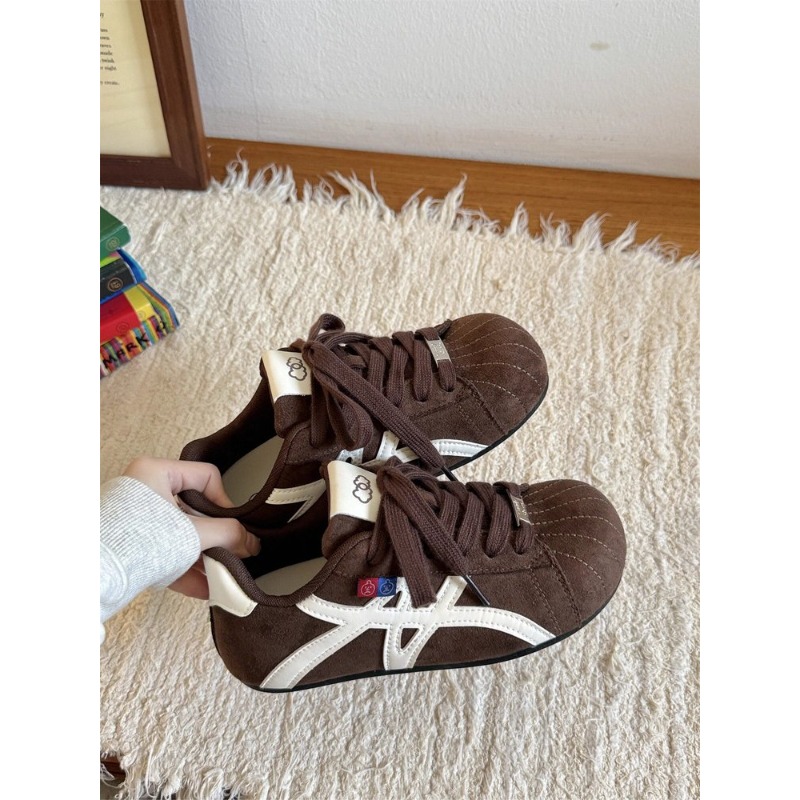 Chaussures de sport rétro en d - Embroidery Garments avis et prix