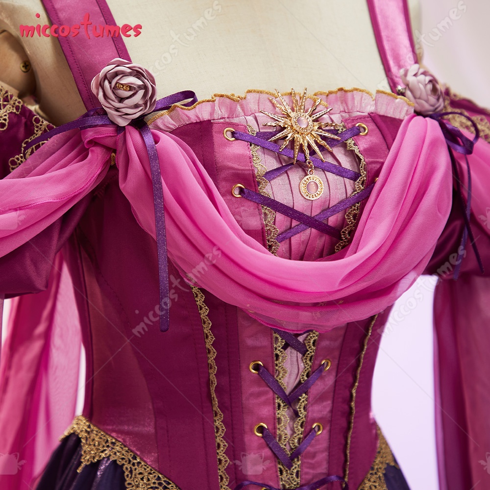 Robe de princesse médiévale à  - Embroidery Reddit avis et prix