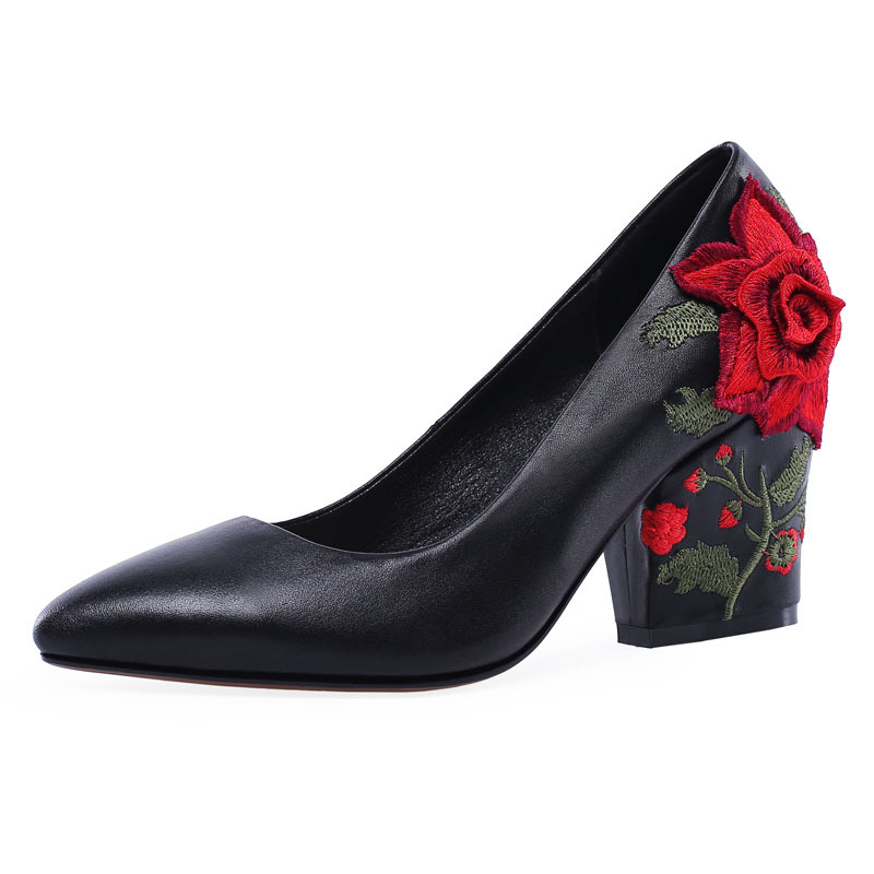 Escarpins à talon en cuir de v - Embroidery Rose avis et prix