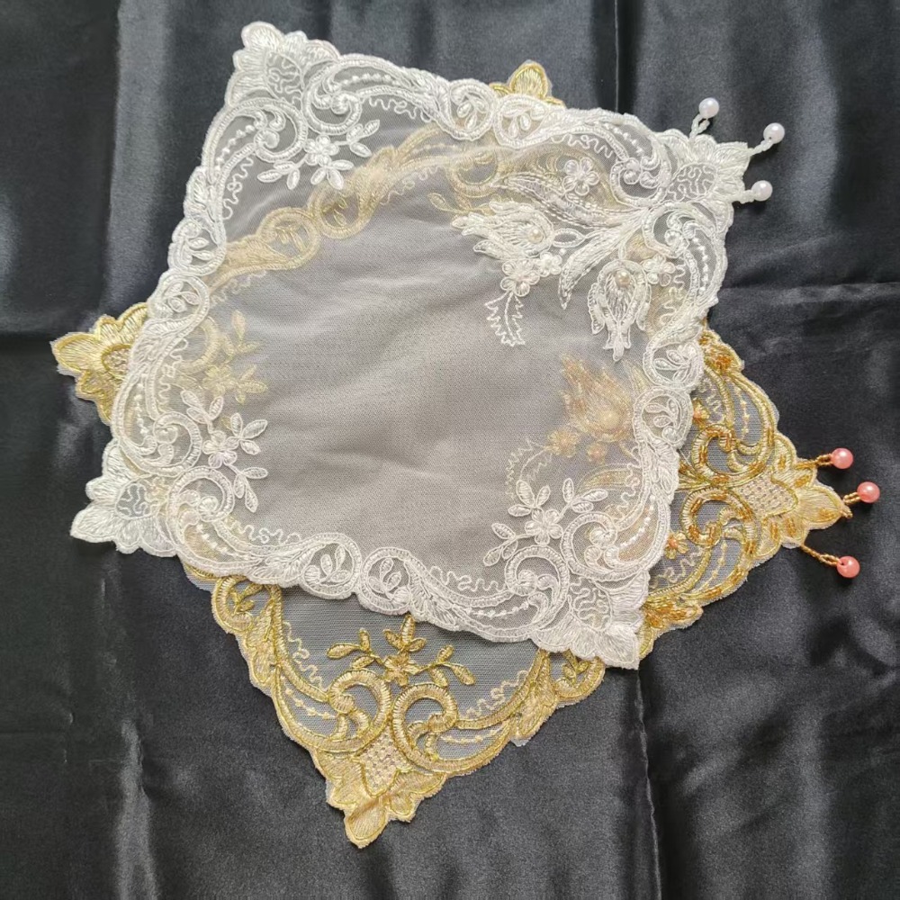 Sets de table brodés Rose Doré - Embroidery Rose avis et prix