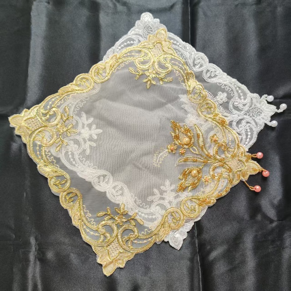 Sets de table brodés Rose Doré - Embroidery Rose avis et prix