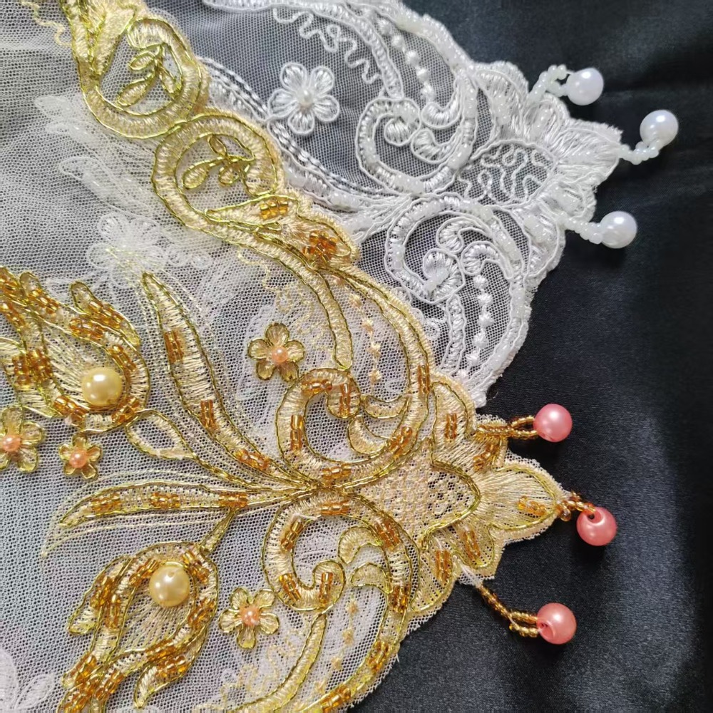 Sets de table brodés Rose Doré - Embroidery Rose avis et prix