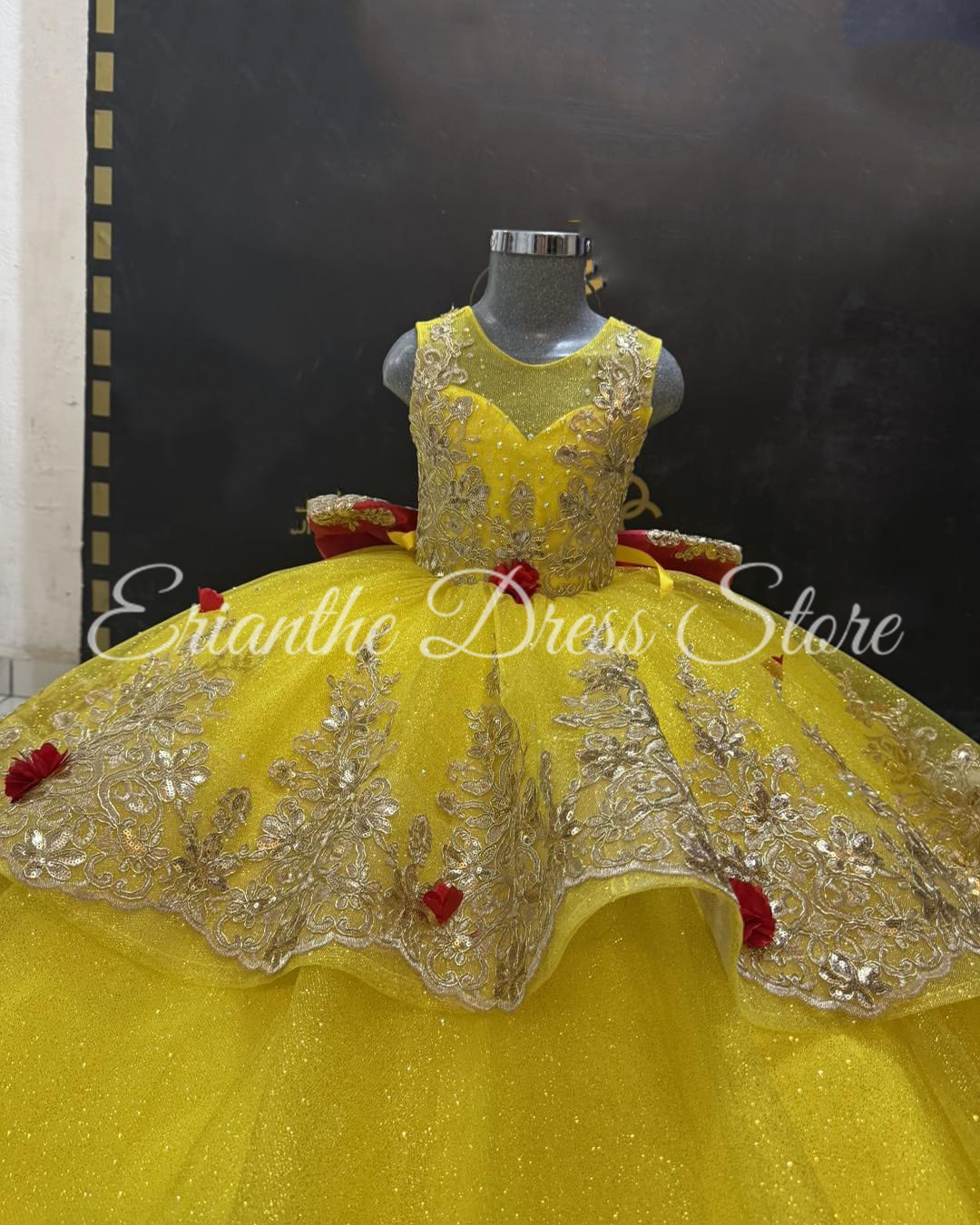 Robe de demoiselle d'honneur j - Embroidery Yellow Dress avis et prix
